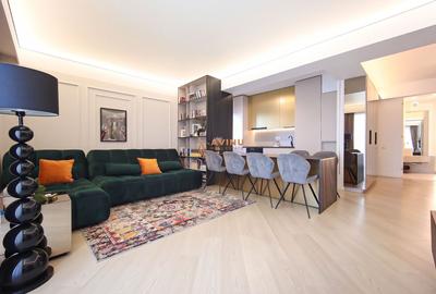 Apartament cu 3 camere în Sud-Vest