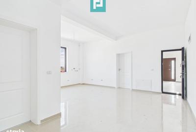 Casă cu 4 camere în Moșnița Nouă