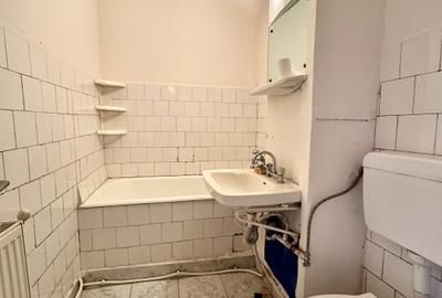 Garsonieră decomandată în Cetate - 13