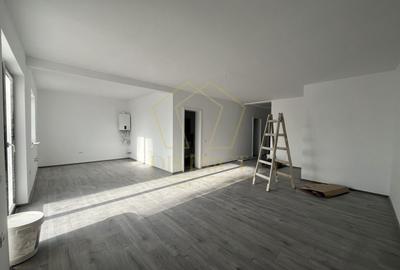 Duplex pe parter cu 4 camere | Mosnita Noua - 2