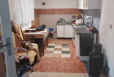 Casă cu 4 camere cu Teren 150 Mp în Zimandcuz - 8