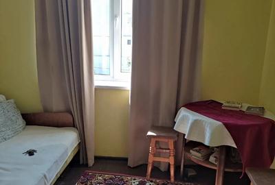 Garsonieră decomandată în Roman - 5