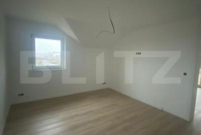 Casă cu 4 camere cu Teren 963 Mp în Ipotești - 6