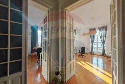 Apartament cu 3 camere decomandat în Universitate - 12