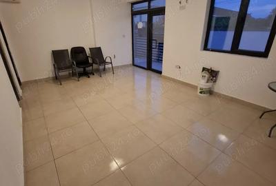 Inchiriez 2 Spatii Comerciale 100 mp - Filiasi - 2