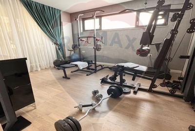 Vila de Lux de Vanzare - Locatie Excelenta la doar 500 m de metrou - 10