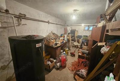 Vila spatioasa 525metri totali de inchiriat in centru Bolintin-Deal - 16