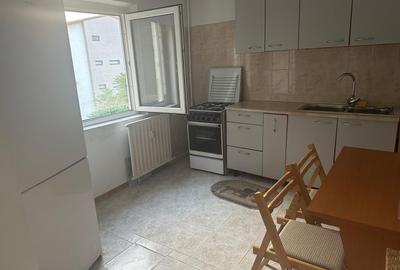Garsoniera cu balcon inchis in zona Lujerului, 42 mp,  mobilata, AC, metrou