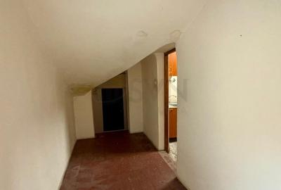 REA1024652 Mansarda de vanzare I 7 camere I Unirii REA1024652 Mansarda de vanzare I 7 camere I Unirii - 11