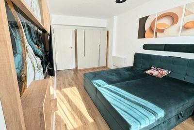 Apartament cu 3 camere decomandat în Tractorul - 2