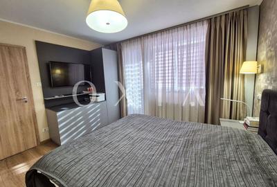 Apartament cu 3 camere semidecomandat, mobilat în P-ța Unirii - 13