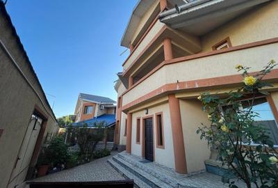 Vila grandioasa | 11 camere | P+1E+M | garaj | Brancoveanu | - 8