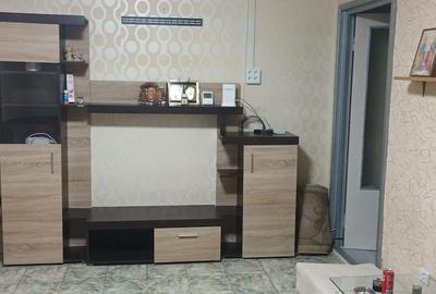 Apartament cu 3 camere semidecomandat în Central - 6