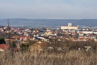 TEREN CONSTRUIBIL POZITIE EXCELENTA - 1