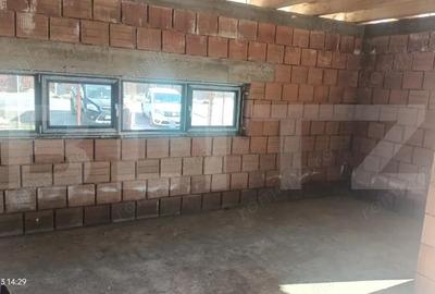 Casă cu Teren 600 Mp în Central - 3