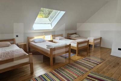 Casă cu 5 camere cu Teren 2908 Mp în Central - 10