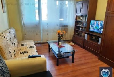 Apartament cu 3 camere decomandat în B-dul București