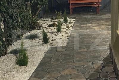 Casa individuala de vanzare, cu 3 camere, 100 mp, zona Gruia - 12