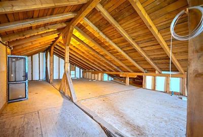 FILM!Resedinta cu farmec montan, domeniu de 1.700 mp,cadru select,Timisul de Sus - 29