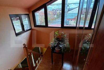 Casă cu 5 camere cu Teren 240 Mp în Chitila