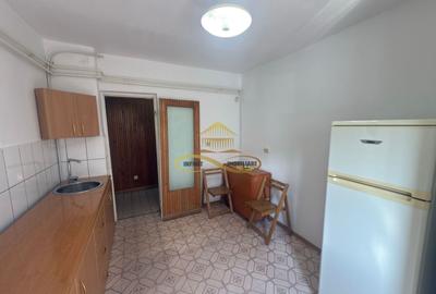 Apartament cu 3 camere decomandat în Ștefan cel Mare - 8
