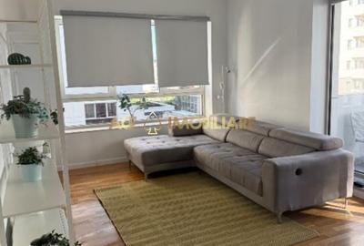 Apartament cu 2 camere semidecomandat, mobilat în 1 Mai - 1