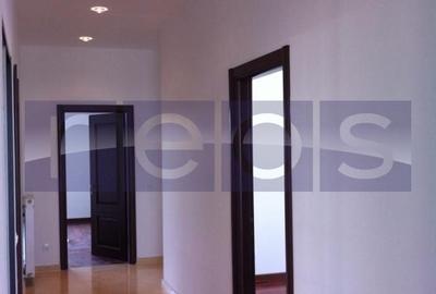 INCHIRIERE 4 CAMERE | - 5
