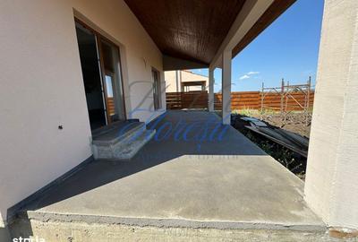 Casă cu 4 camere în Dezmir - 2