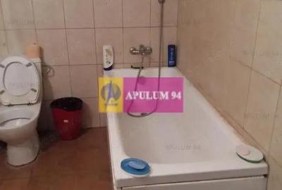 Casă cu 6 camere cu Teren 890 Mp în Dobroești