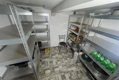 Casă cu 4 camere cu Canalizare în Central