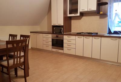 Apartament cu 3 camere, mobilat în Central - 2