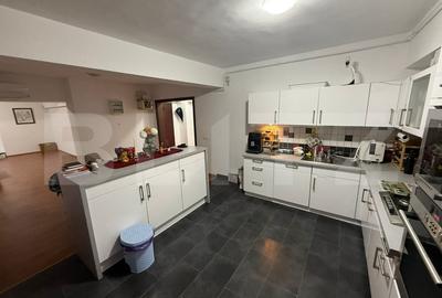 Apartament cu 4 camere, mobilat în Calea București - 11