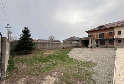 Casă cu 4 camere în Postârnacu - 4