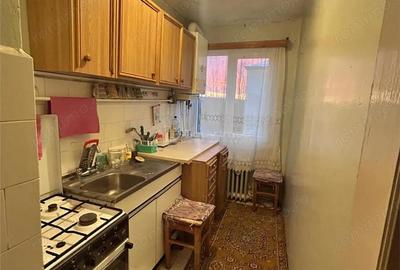 Apartament cu 3 camere semidecomandat în Central - 7