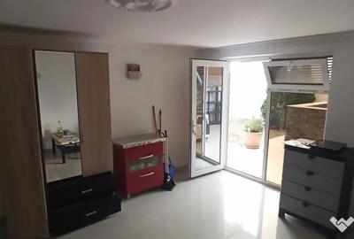Casă cu 4 camere cu Teren 300 Mp în Central - 9