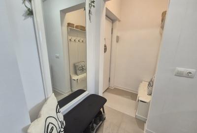 Apartament cu 2 camere semidecomandat, mobilat în Florilor - 28