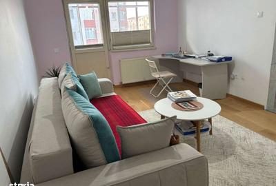 Apartament cu 2 camere decomandat în Tractorul - 9