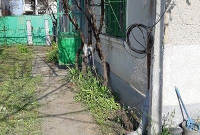 Casă individuală cu 4 camere cu Canalizare în Central - 5