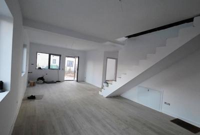 Casă cu 3 camere cu Teren 390 Mp în Păulești - 23