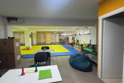 Spațiu comercial, de 185 mp, în Central - 5