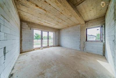 Casă cu 5 camere cu Canalizare în Mândruloc - 1