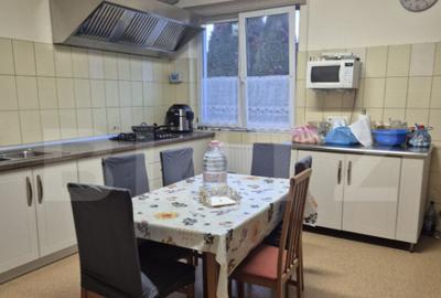 Casa de vanzare in Corunca, ideala pentru 2 familii sau pens - 35