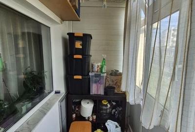Ap decomandat 4 camere , 2 bau si 2 balcoane-zona Colentina bloc 1986 - 24