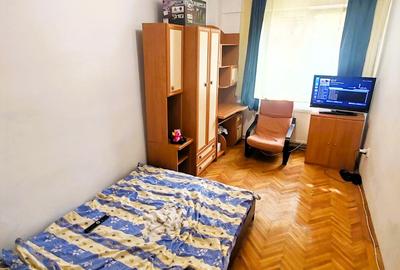 Ap 2 cam decom, mobilat clasic si utilat, curte cu spatiu verde, zona str. Horea