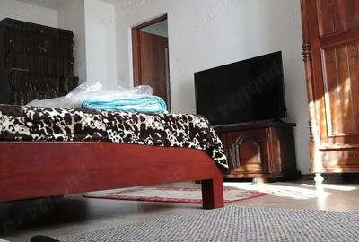 Apartament cu 2 camere la casa in Cristian - 4