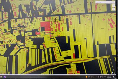 Teren Construcții intravilan de 27500 mp, în Central - 2