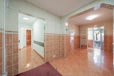 Spatiu comercial/rezidential*Centrala proprie*Parter*Acces stradal*Bloc 1981 - 7