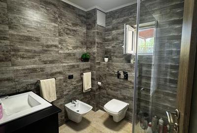 Casă cu 4 camere cu Teren 270 Mp în Central