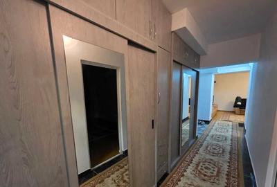 Apartament cu 3 camere decomandat în Alexandru cel Bun - 2
