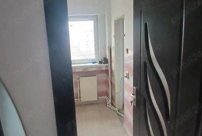 Garsonieră decomandată în Central - 4